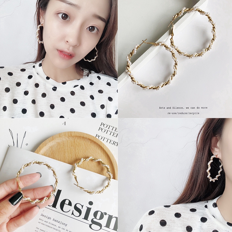 Khuyên Tai Dáng Tròn Hishop Cỡ Lớn Đính Hạt Ngọc Trai Thời Trang