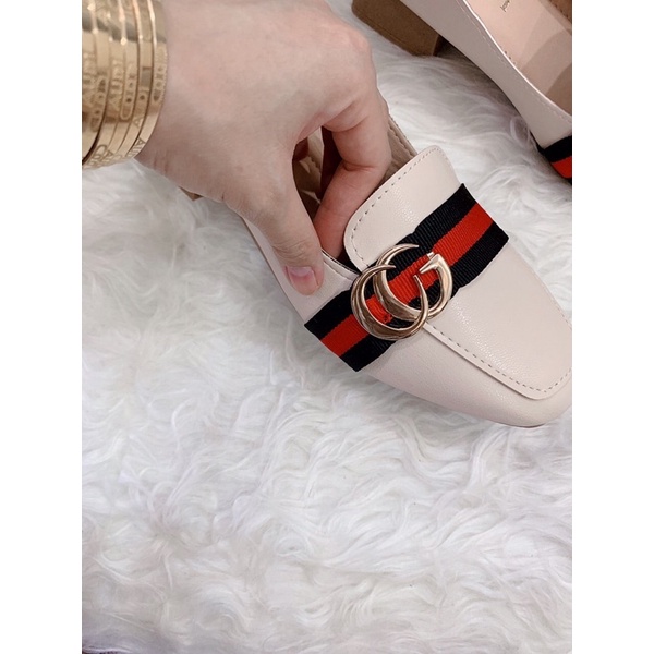 Giầy mũi vuông gót 3p phối khoá siêu xinh