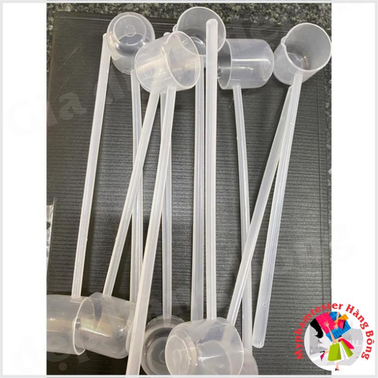 gáo múc riệu nhựa trong suốt cao cấp