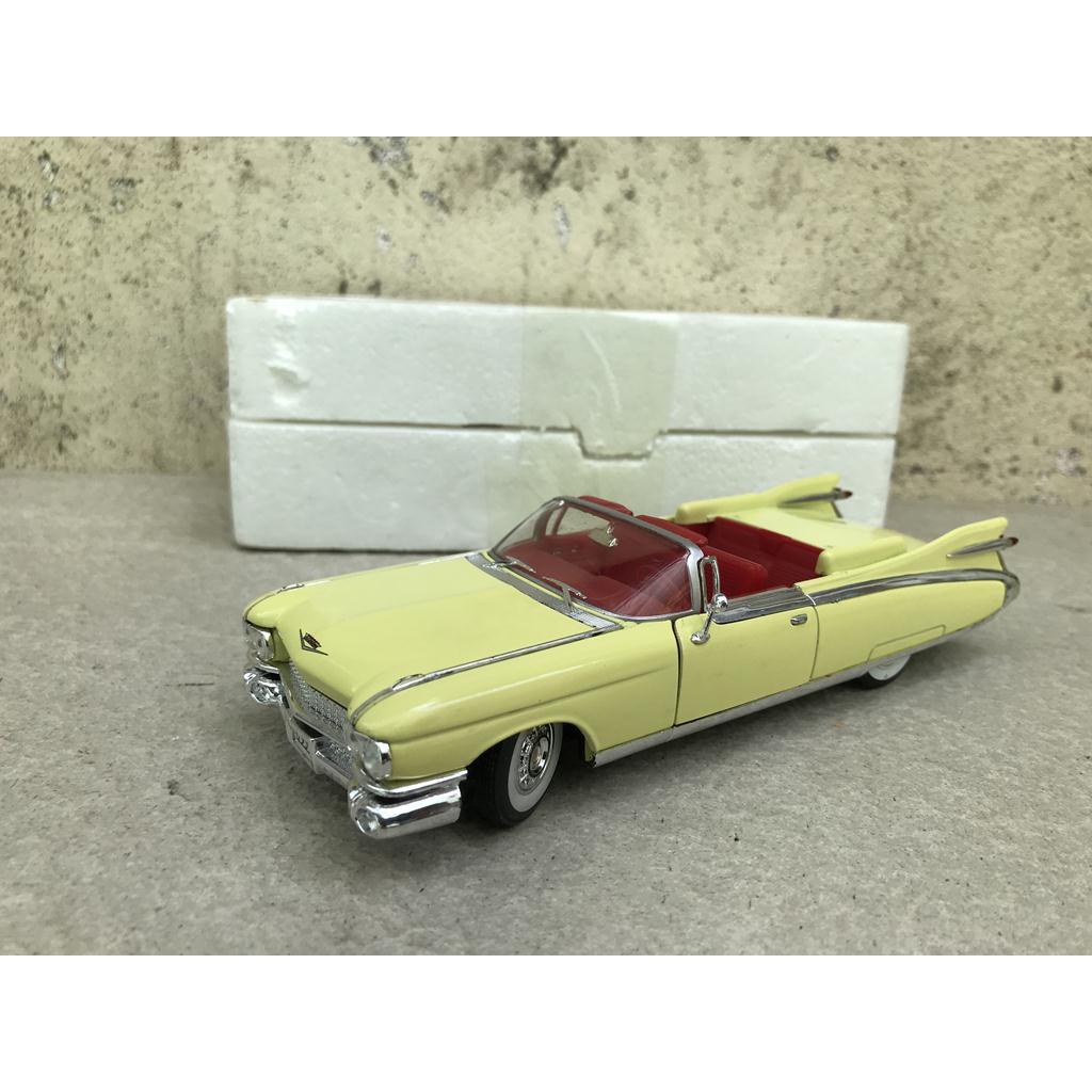Mô hình xe cổ CADILLAC Eldorado 1959 - 1:32