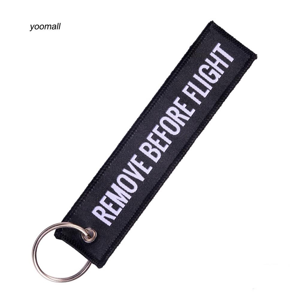 Móc khóa họa tiết chữ Remove Before Flight thời trang