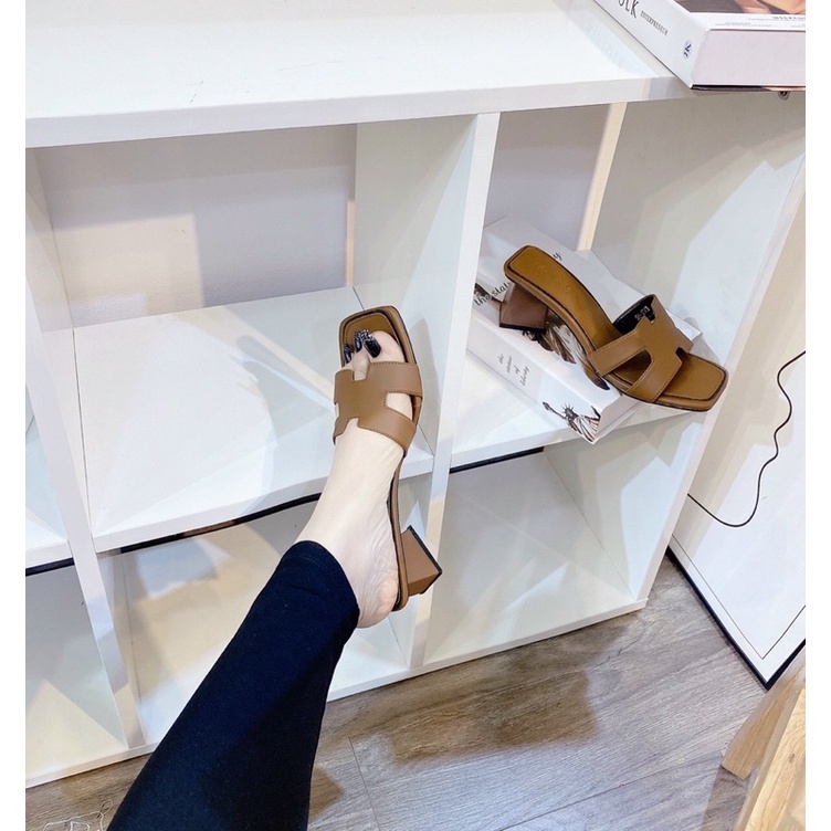 DÉP QUAI CHỮ H VIỀN GÓT TAM GIÁC SIÊU ĐỘC LẠ