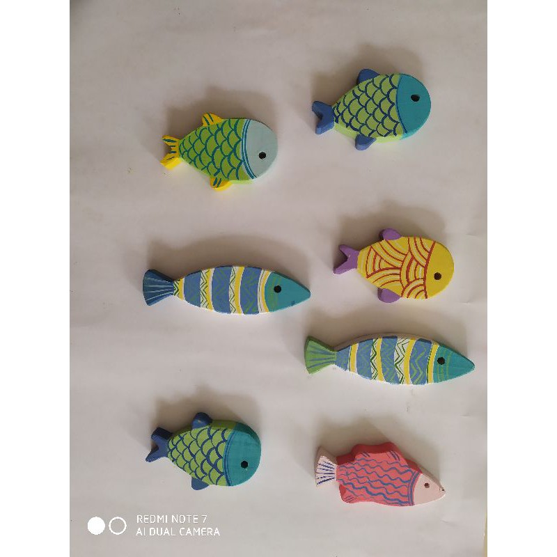 Cá gỗ handmade xinh tô màu