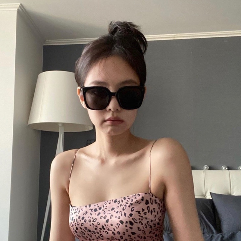 Kính Mát Vuông Oversize Hàn Quốc Bảo Vệ Khỏi Tia UV400
