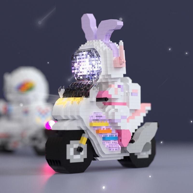 Lắp Ghép Phi Hành Gia Phát Sáng Đèn Led Motor Xe Đua