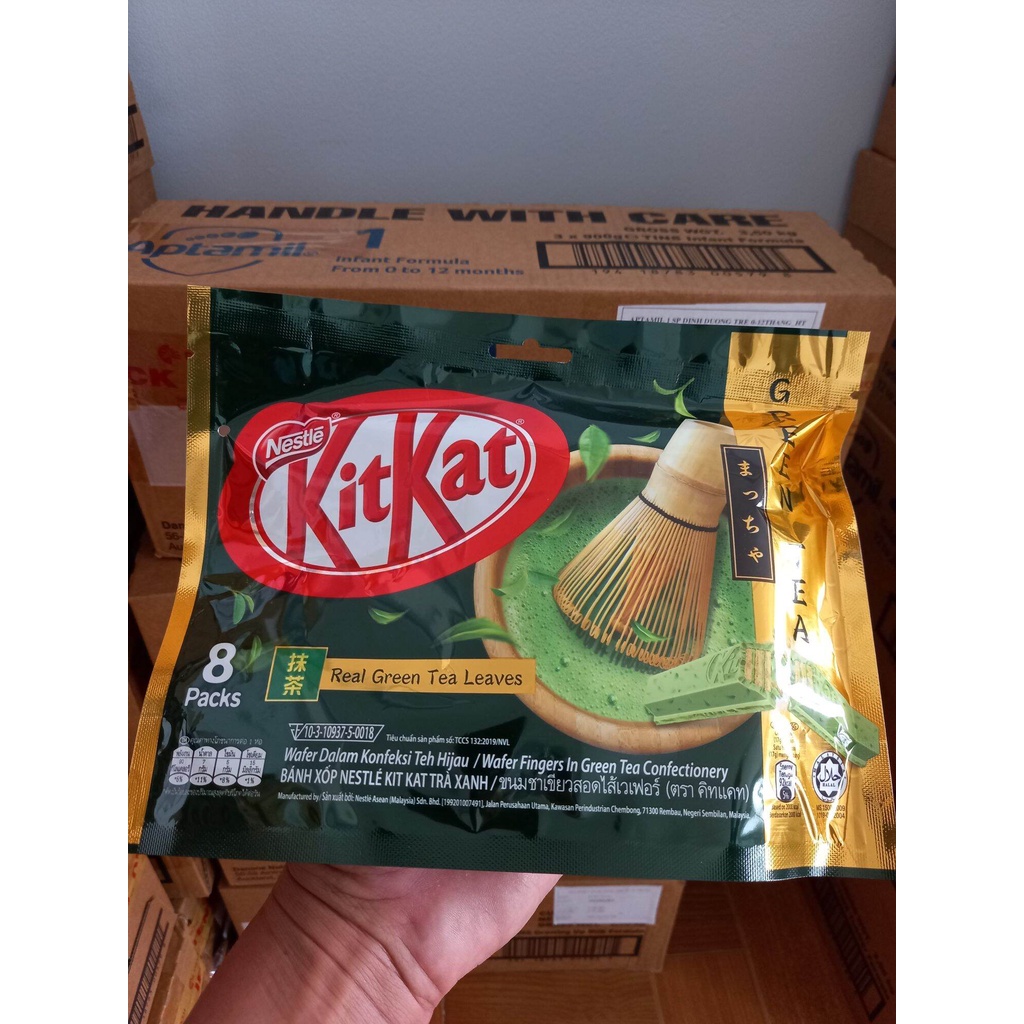 Bánh xốp phủ trà xanh KitKat gói 136g
