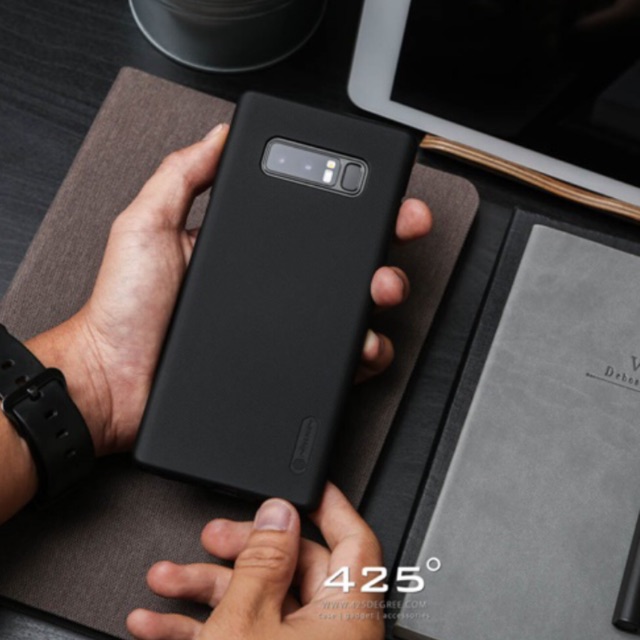 Ốp lưng Galaxy Note 8 hiệu Nillkin sần chính hãng - Tặng giá đỡ