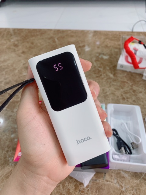 Pin sạc dự phòng Hoco J41 Intelligent Balance 10000mAh Polymer 3 Cổng sạc vào 2 cổng ra USB . Sạc nhanh Hiển thị đèn LED