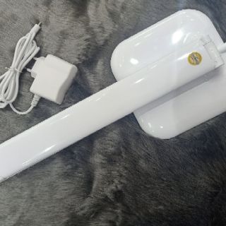Đèn bàn làm nail