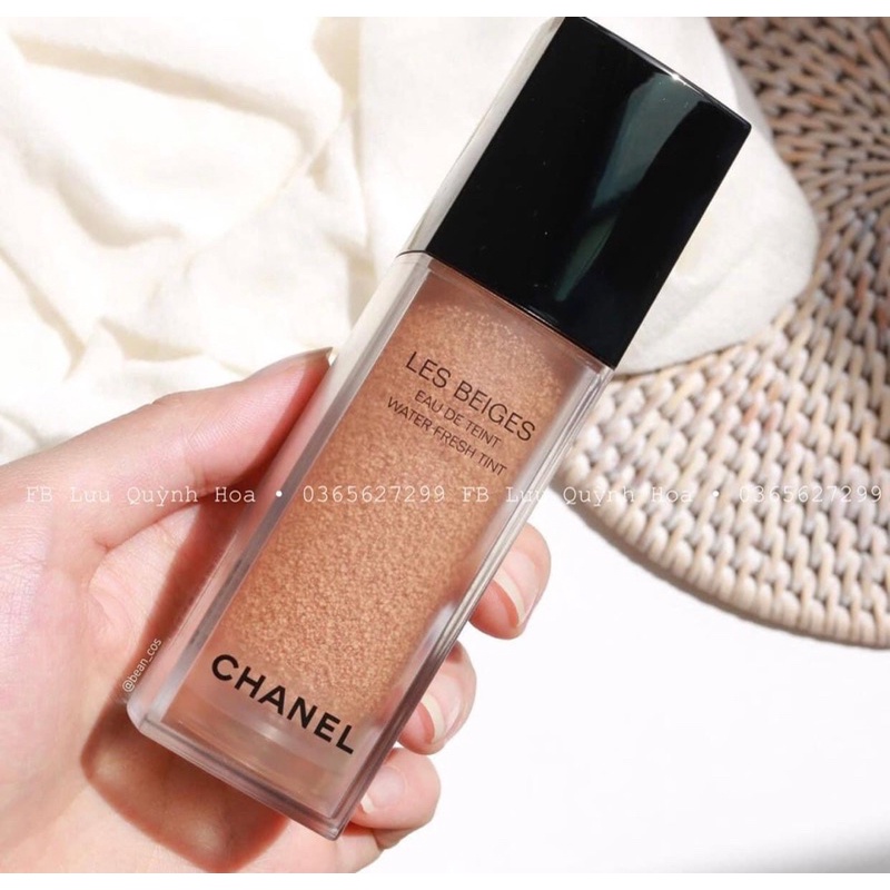 Kem nền tươi Chanel Les beiges Eau De Teint Tông Light sáng