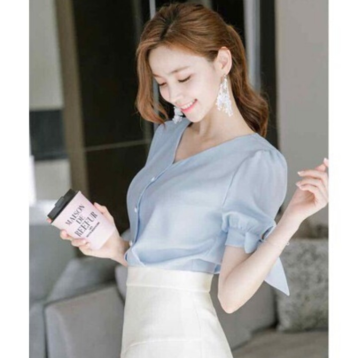 Áo kiểu nữ cổ V phối nút mặc đi làm, dạo phố - có nhiều size và màu, form dáng chuẩn