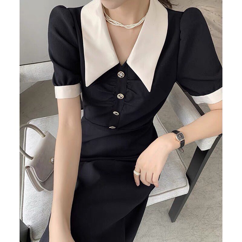 Đầm xoè thắt eo đen phối cổ bâu trắng dễ thương