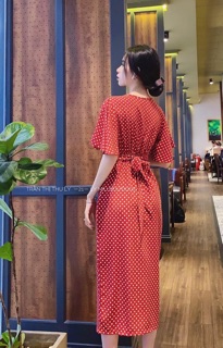 ĐẦM BI XẺ ĐÙI CỔ V