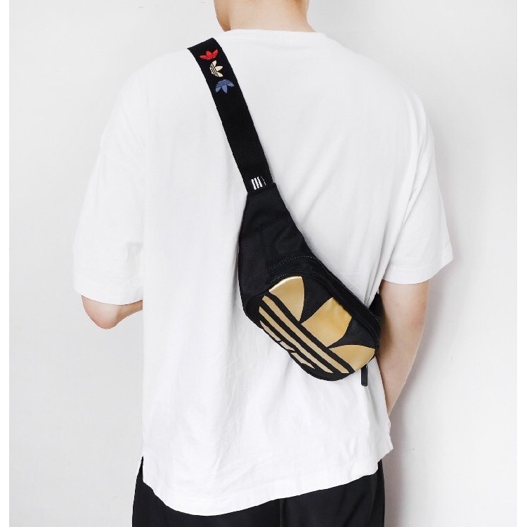 Túi đeo chéo nữ ADICOLOR TREFOIL WAIST BAG - Màu vàng đồng