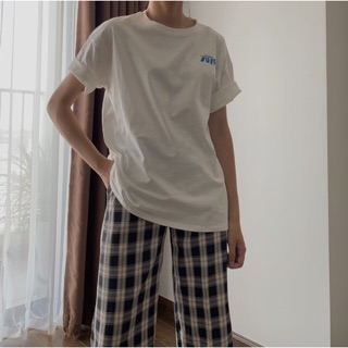 Áo phông Audrey Suff Freesize (trắng/đen)