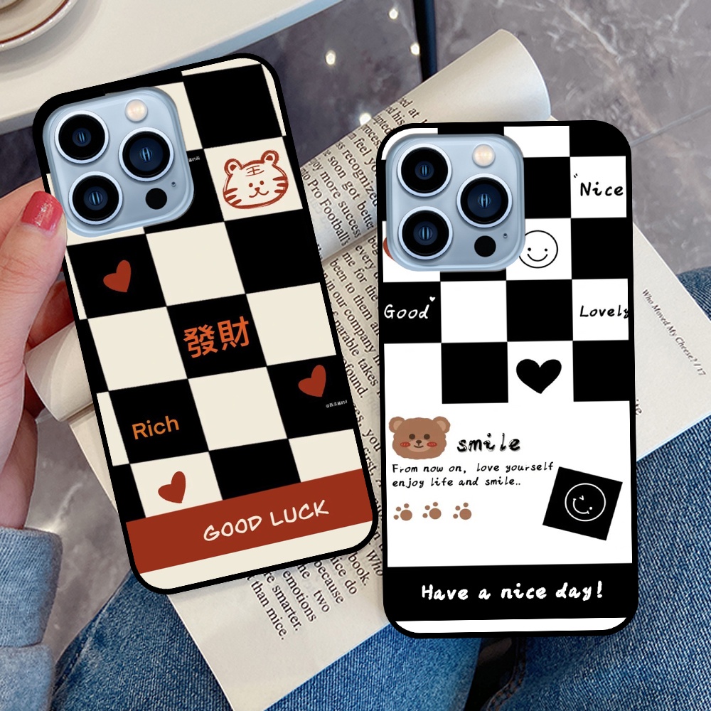 Ốp I.p.h.o.n.e 13 13 Pro 13 Pro Max 13 Mini in hình sọc caro, họa tiết đen trắng dễ thương