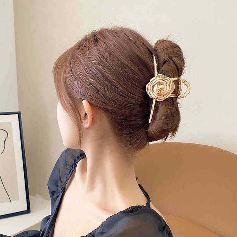 Kẹp Tóc Kim Loại Hình Hoa Hồng Đính Ngọc Trai Thời Trang Hàn Quốc