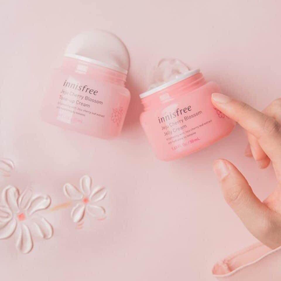 Set dưỡng Innisfree Jeju Cherry Blossom Cream Duo