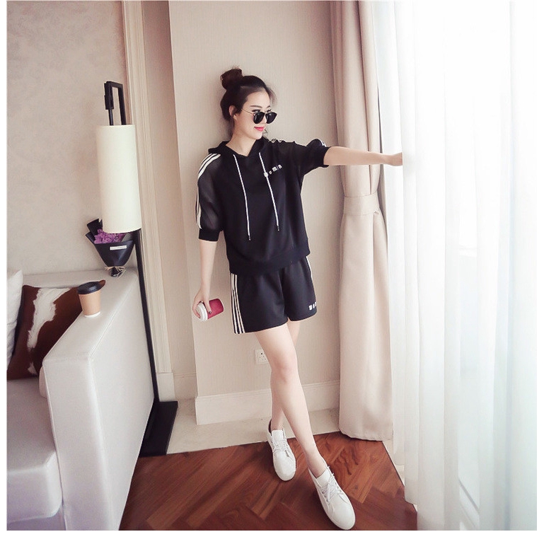 Set Đồ Thể Thao Gồm Áo Hoodie Tay Ngắn Dáng Rộng + Quần Short Thời Trang Mùa Hè Dành Cho Nữ