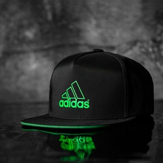 NÓN SNAPBACK  A DI DAS LOGO IN ÉP NHIỆT CHẤT VẢI COTTON HÀN QUỐC CAO CẤP MÀU ĐEN LOGO XANH