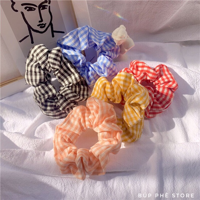 𝑩𝑼𝑭𝑭𝑬𝑻 𝑺𝑻𝑶𝑹𝑬 - Buộc Tóc Scrunchies Caro Vải