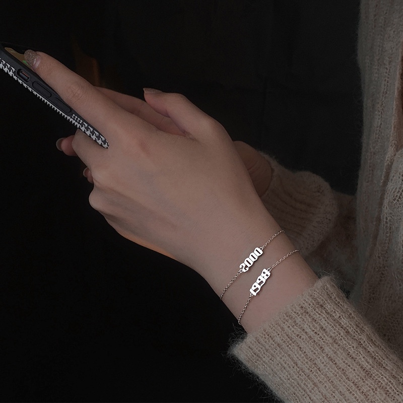 Vòng Tay/Lắc Chân Bằng Thép Không Gỉ Mặt Hình Số Năm Mới 2022 Thời Trang Cho Nữ