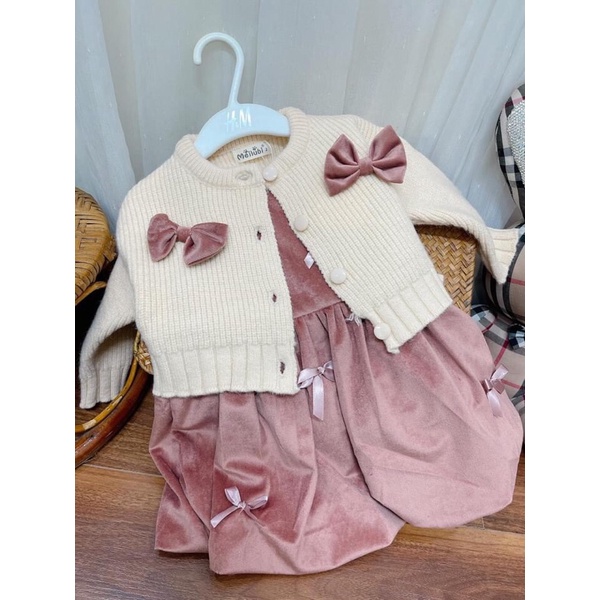 Set váy nhung cao cấp cho bé gái