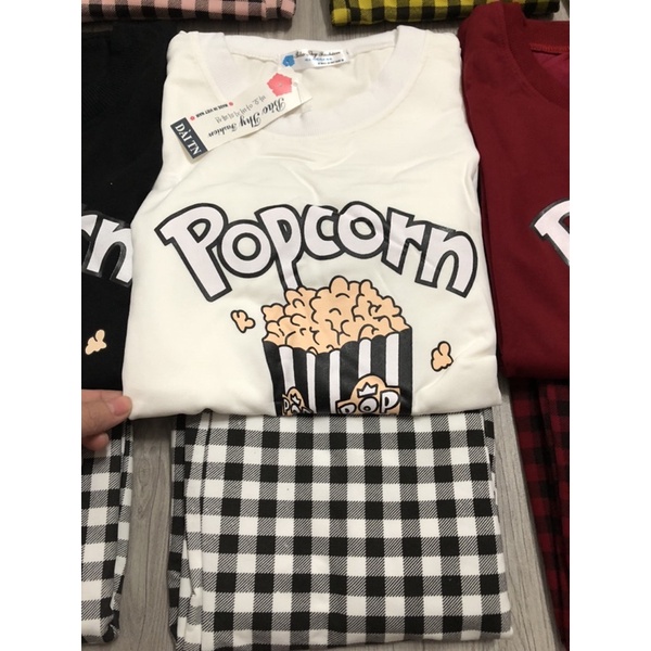 Đồ bộ thun cotton áo màu phối quần sọc giao hoạ tiết ngẫu nhiên