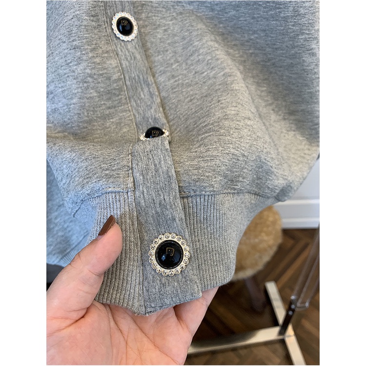 Áo sweater hai lớp cổ búp bê phối bèo dáng rộng phong cách quân đội Hàn Quốc thời trang cho nữ 2021 | BigBuy360 - bigbuy360.vn
