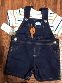 Yếm Carter's kèm áo phông so cute dành cho các bé