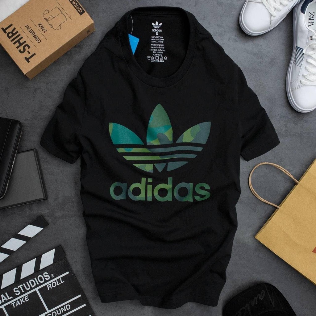 Áo thun nam nữ unisex Adidas ba lá màu trắng - đen, điểm nhấn là logo adidas rằn ri cực chất