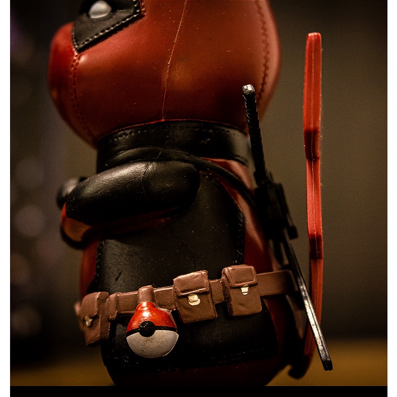 Mô Hình Nhân Vật Deadpool Pikachu Trong Phim Avengers