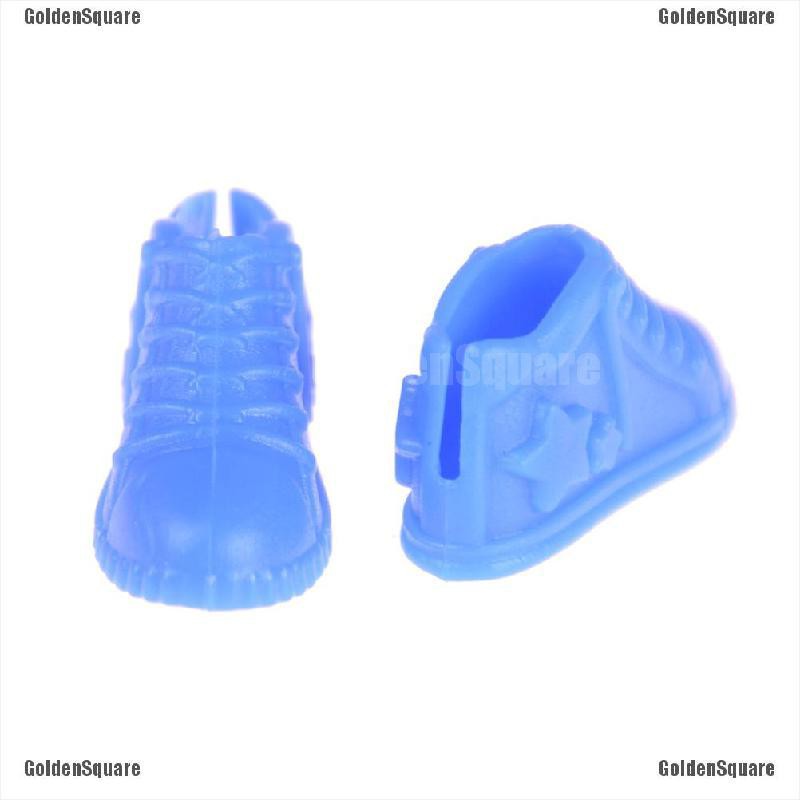 Bộ 4 Giày Sneaker Mini Đáng Yêu Cho Búp Bê Barbie