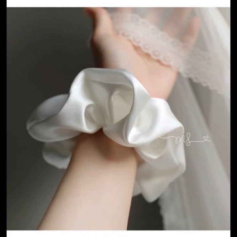 Dây buộc tóc lụa scunchies mẫu trơn màu pastel / Cột tóc scrunchies vải satin phi bóng sang chảnh - Phụ kiện Moori
