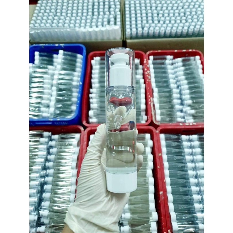 SỮA RỬA MẶT DỊCH YẾN 100ml  g𝑖𝑢́𝑝 𝑘𝑖𝑒̂̉𝑚 𝑠𝑜𝑎́𝑡 𝑑𝑎̂̀𝑢 𝑛ℎ𝑜̛̀𝑛, 𝑠𝑒 𝑘ℎ𝑖́𝑡 𝑙𝑜̂̃ 𝑐ℎ𝑎̂𝑛 𝑙𝑜̂𝑛𝑔, 𝑛𝑔𝑎̆𝑛 𝑛𝑔𝑢̛̀𝑎 𝑚𝑢̣𝑛.