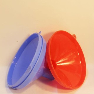 Phễu nhựa việt nhật size trung size đại