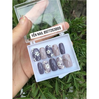Móng giả thiết kế nailbox hoạ tiết cúc hoạ mi