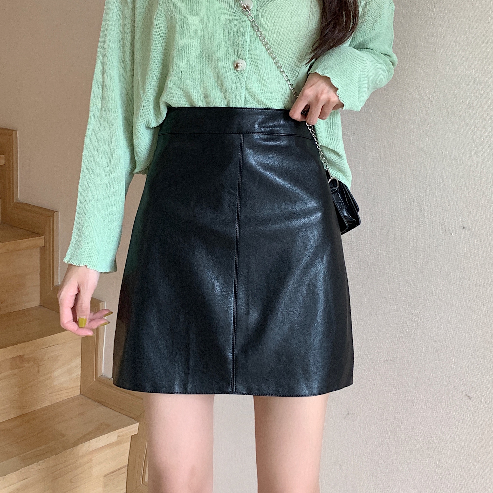 Chân Váy Chữ A Lưng Cao Nhiều Màu Dễ Phối Đồ Thời Trang Cho Nữ | BigBuy360 - bigbuy360.vn
