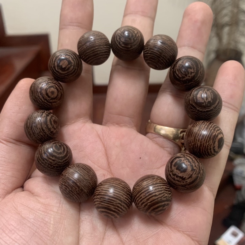 Vòng Tay Trầm Hương, Vòng Tay Phong Thủy May Mắn, Tài Lộc 100% Gỗ Tự Nhiên | BigBuy360 - bigbuy360.vn