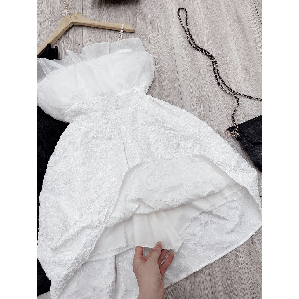 ĐẦM GẤM XỐP NỮ DẬP TƠ NGỰC 2 DÂY XÌ TEEN CỰC HOT SANG CHẢNH