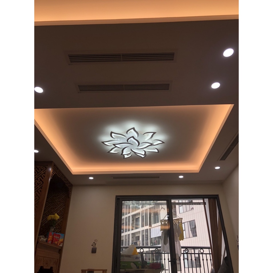 Đèn ốp trần phòng khách G24 14 cánh có 3 chế độ sáng kèm điều khiển tăng chỉnh sáng Bảo hành 12 tháng Mã 2038/14