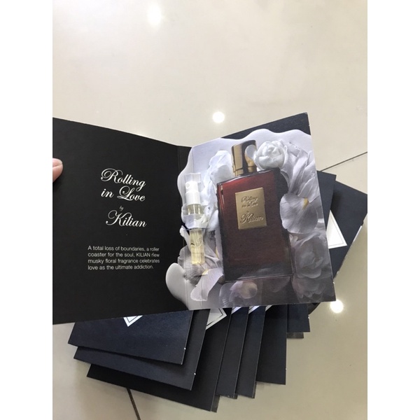 Vial Nước hoa rolling in love