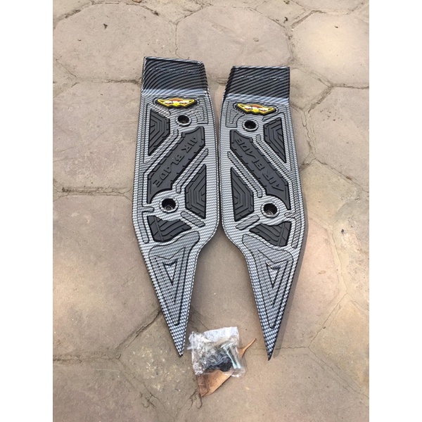 Thảm để chân xe air blade 2013-2021