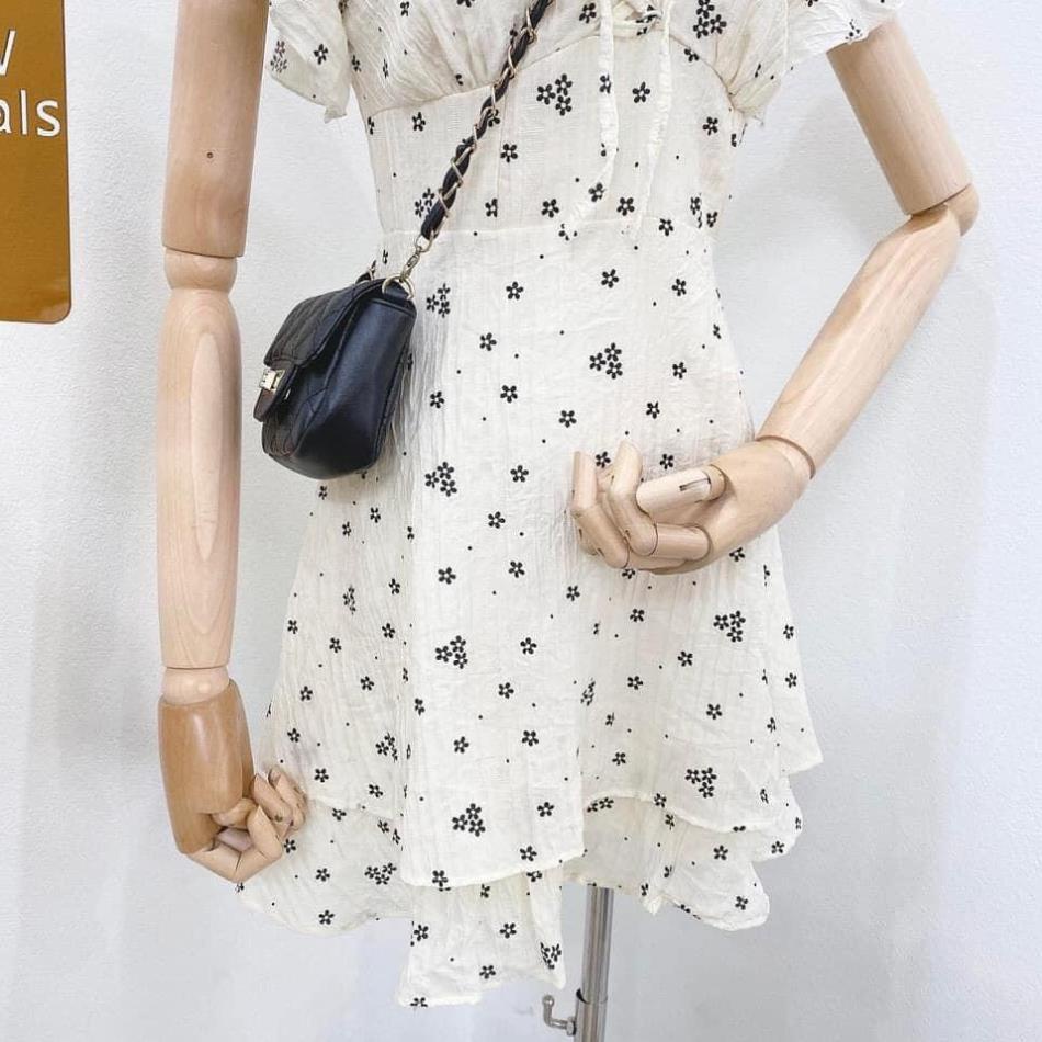 Váy Hoa Nhí Đũi Xước Vai Bèo Cổ V Đầm Nữ Dệt Hoa Nhí Xòe 2 Tầng Thắt Dây Ngực Freesize Moanstore
