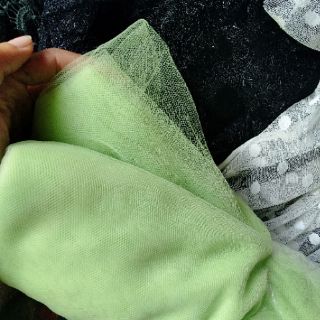 Vải tutu xanh