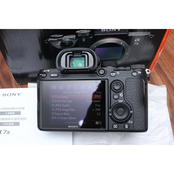 Máy Ảnh Sony A7 Mark III, mới 99%