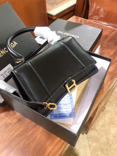 Túi chữ B size 23 fullbox quai xách