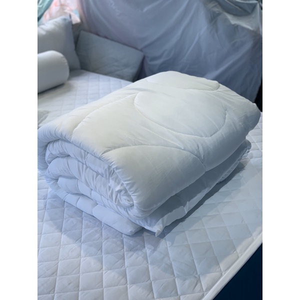 (Giá Sốc) Ruột chăn bông nặng 2kg Mẫu Hot kích thước 1m9-2m1