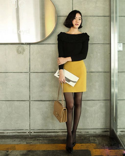 [ Mã WASTRUN4 giảm 10% tối đa 30K đơn 99K] M1C- Chân váy bút chì trên gối màu đen xẻ sau thanh lịch | BigBuy360 - bigbuy360.vn