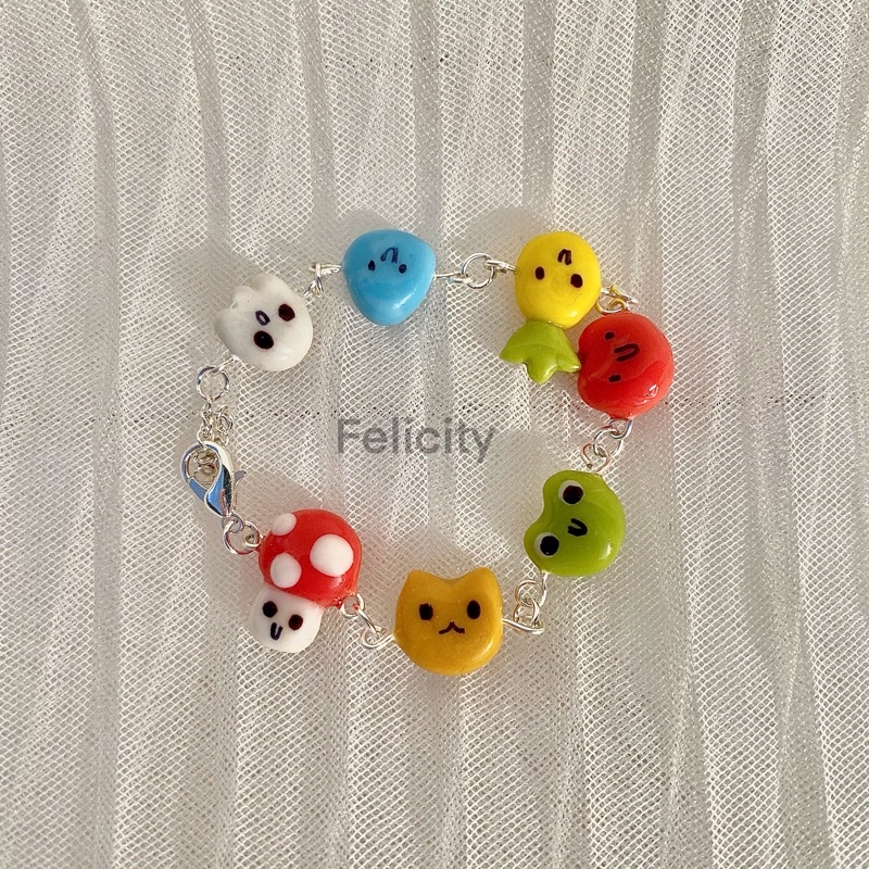 lắc tay handmade làm bằng đất sét tự khô có đặt làm theo yêu cầu
